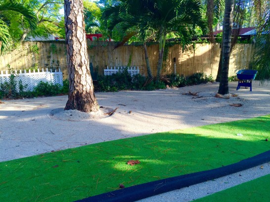 Artificial Grass Photos: Fake Grass Oakville, California Landscaping Business, Commercial Landscape