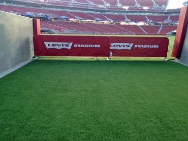 Artificial Grass Photos: Green Lawn Denair, California Red Turf